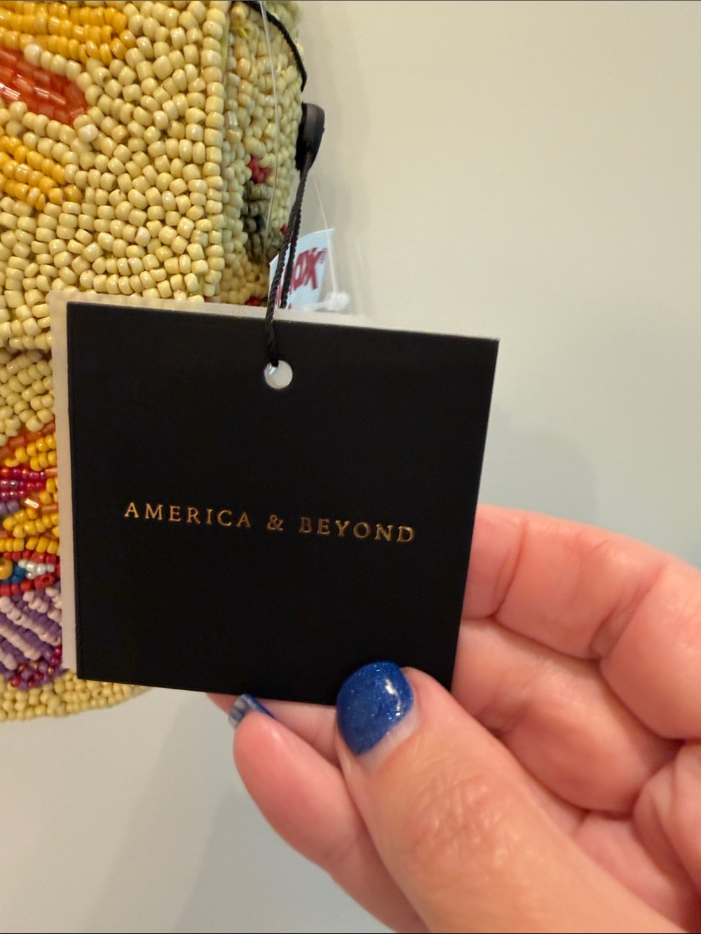 NWT- Viral America & Beyond Yellow Beaded Shoulder Bag - Picture 2 of 13